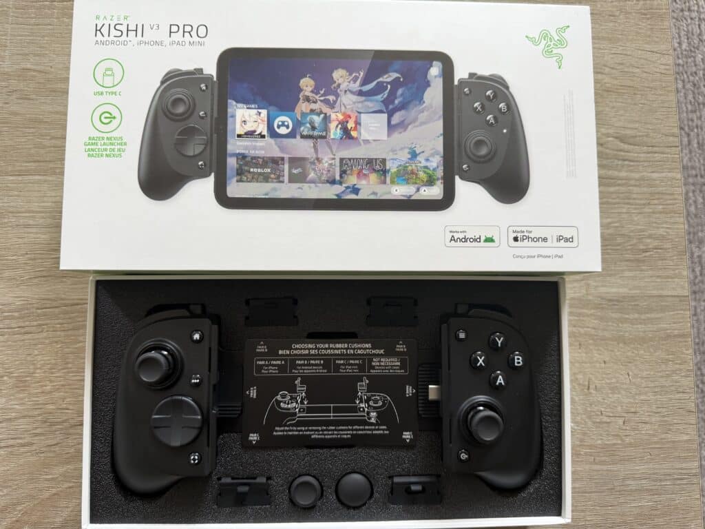 Picture of the Razer Kishi V3 Pro Unboxing
