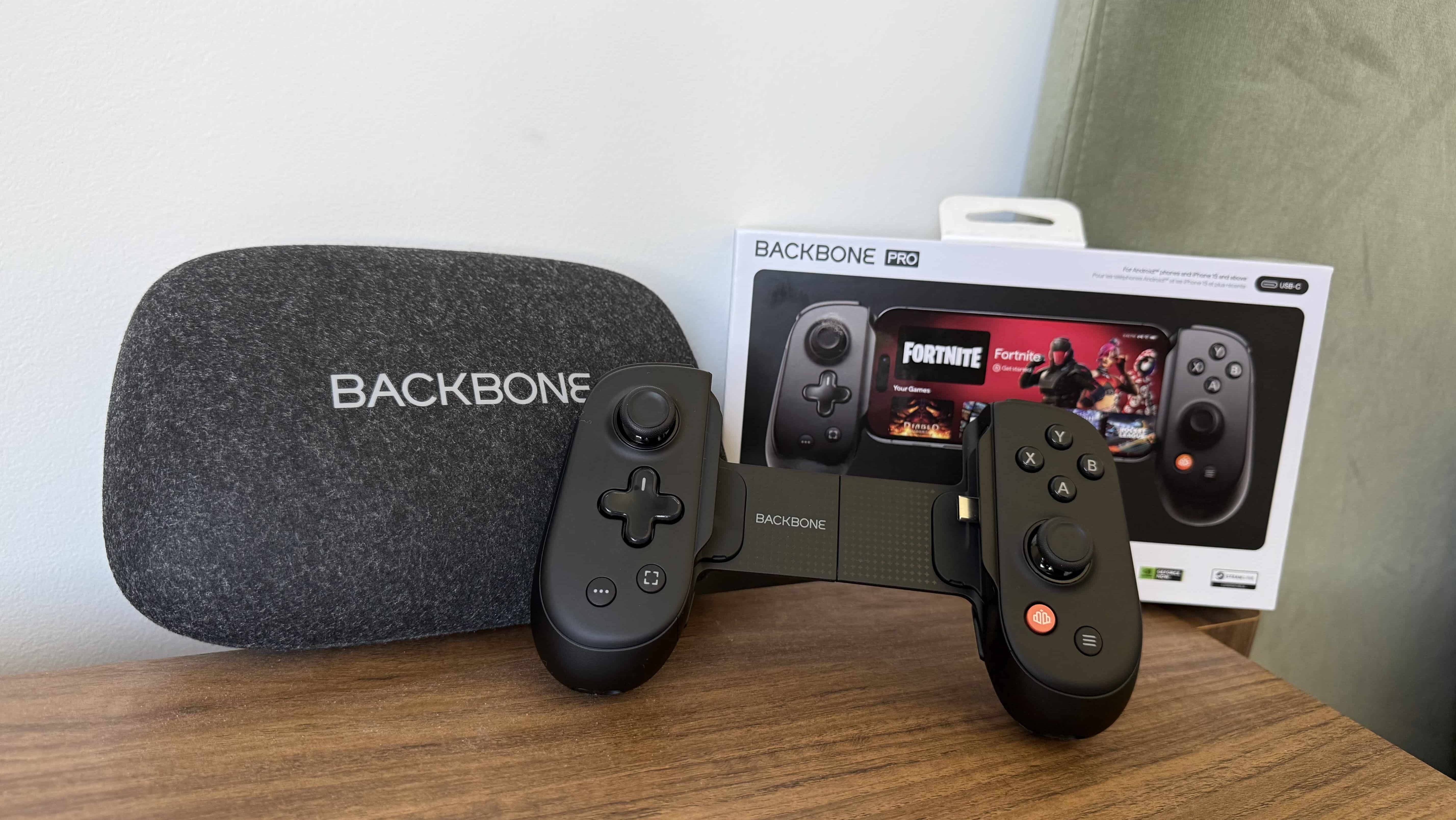 Backbone Pro Mobile Controller and Case