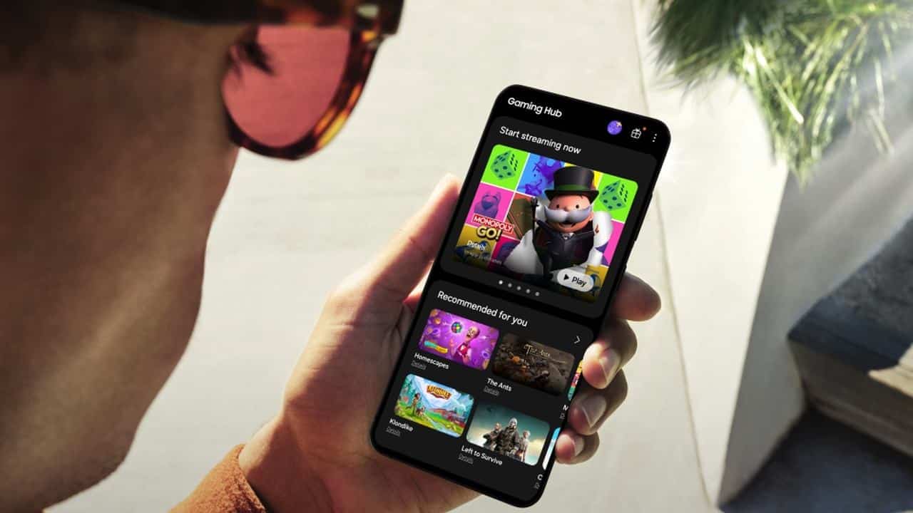 A person holding a smartphone displays a gaming hub app with game options, highlighting Samsung mobile cloud gaming in Europe.