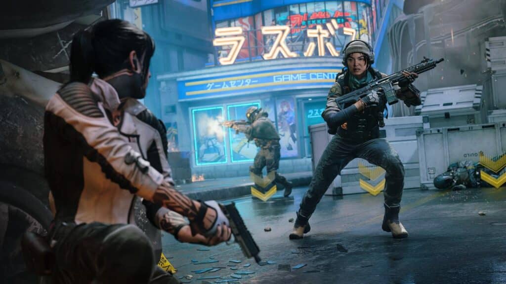 Three armed characters face off in a futuristic, neon-lit city street near an arcade with Japanese signs, capturing the intense atmosphere of Call of Duty Black Ops 7.
